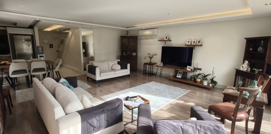 4+1 Apartment in Antalya, Turkey No. 217248
