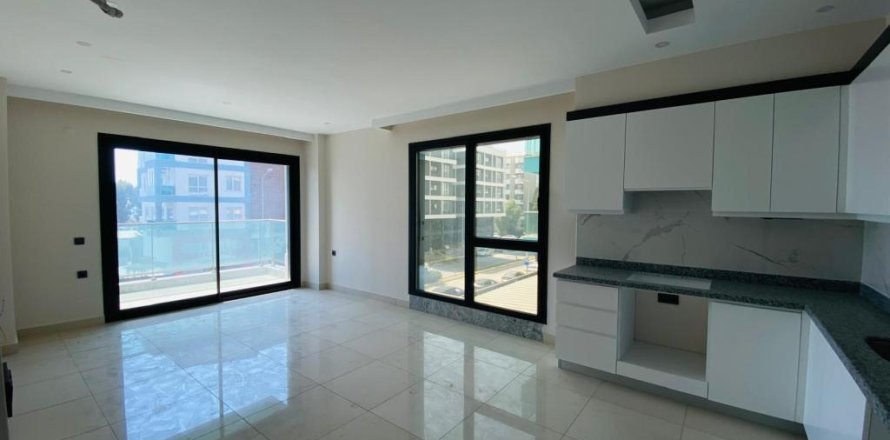 Apartment in Mahmutlar, Antalya, Turkey No. 212200