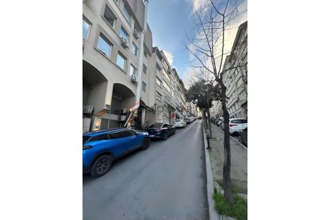 1+1 Wohnung in Besiktas, Istanbul, Türkei Nr. 225221 - 11