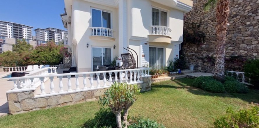 4+1 Villa  i Antalya, Tyrkiet Nr. 222838