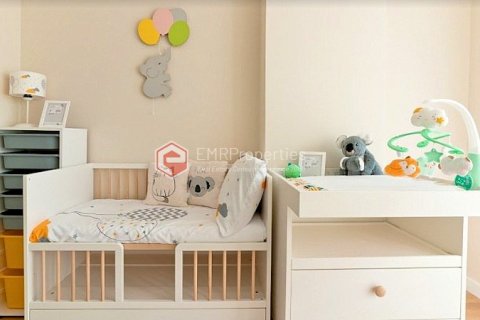 Apartment for sale  in Istanbul, Turkey, 2 bedrooms, 76m2, No. 100661 – photo 22