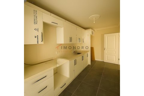 5+1 Leilighet i Eyup, Istanbul, Tyrkia Nr. 221417 - 5