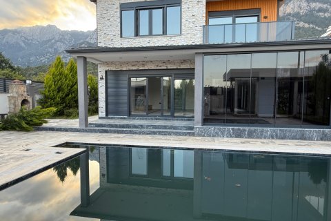 5+1 Villa  i Kemer, Antalya, Turkiet Nr. 221415