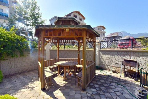 Продажа квартиры  в Оба, Анталье, Турция 4+1, 220м2, №214729 – фото 36