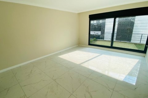 Продажа квартиры в Бекташе, Аланье, Анталье, Турция 5+1, 250.0м2, №214725 – фото 19