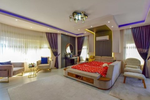 5+1 Villa in Mahmutlar, Antalya, Türkei Nr. 218568 - 7