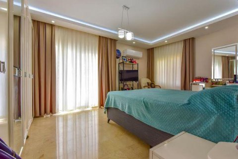 5+1 Villa in Mahmutlar, Antalya, Türkei Nr. 218568 - 9