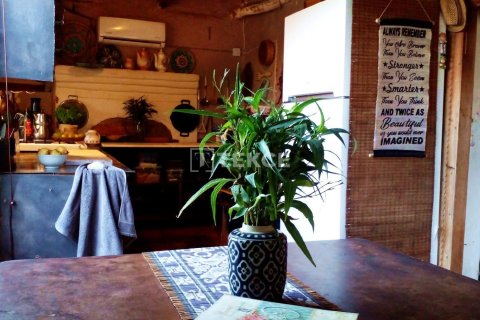 Villa for sale  in Milas, Mugla, Turkey, 4 bedrooms, 150m2, No. 226275 – photo 12