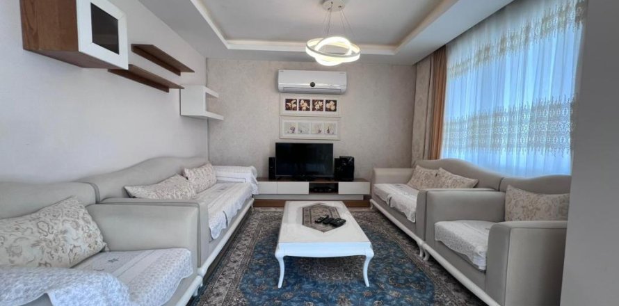Lejlighed i Mahmutlar, Antalya, Tyrkiet Nr. 216131