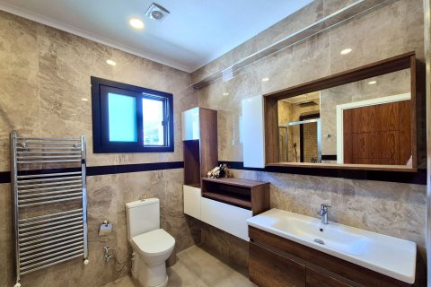 Продажа виллы в Гирне, Северный Кипр 6 комн., 400м2, №228824 – фото 25