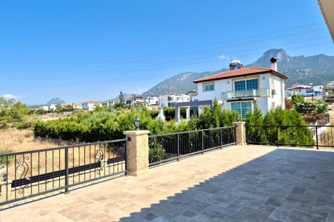 Продажа виллы в Гирне, Северный Кипр 6 комн., 400м2, №228824 – фото 22