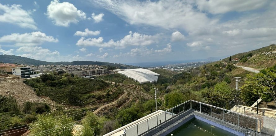 5+1 Villa in Alanya, Antalya, Turkey No. 216586