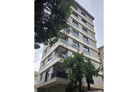 3+1 Apartment  in Kadikoy, Istanbul, Turkey No. 228395