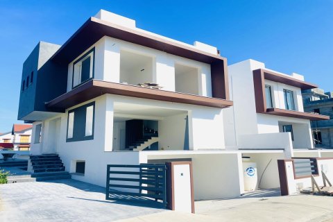 3+1 Villa in Long Beach, Iskele, Nr. 215168 - 4
