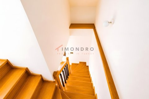 4+1 Lejlighed  i Beyoglu, Istanbul, Tyrkiet Nr. 237987 - 18