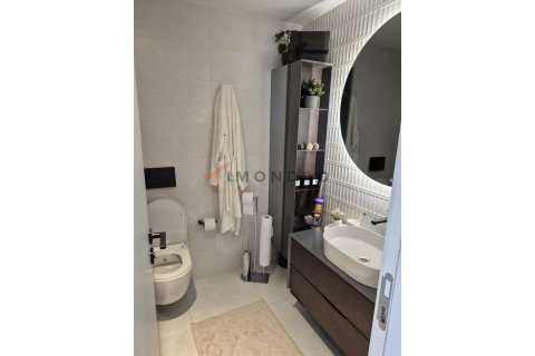 Apartment for sale  in Maltepe, Istanbul, Turkey, 2 bedrooms, 136m2, No. 215411 – photo 13