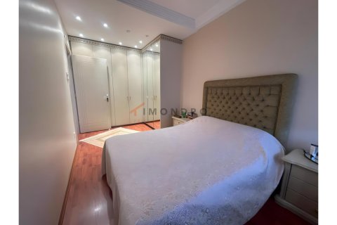 2+1 Wohnung in Besiktas, Istanbul, Türkei Nr. 215408 - 11