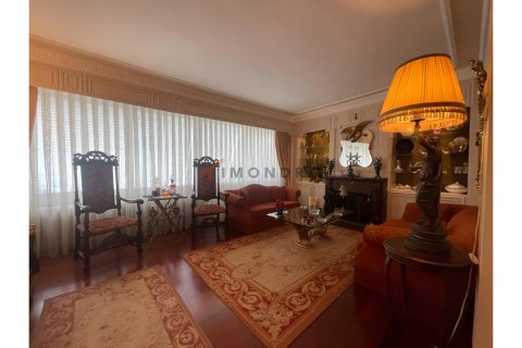 2+1 Wohnung in Besiktas, Istanbul, Türkei Nr. 215408 - 2