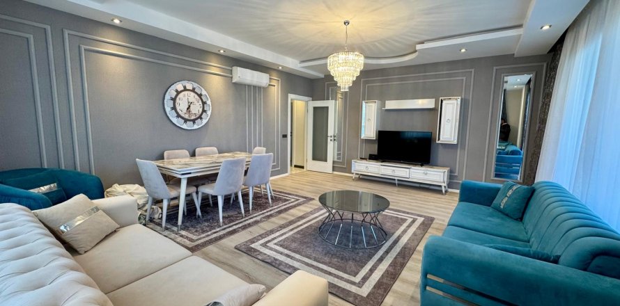 4+1 Leilighet  i Mahmutlar, Antalya, Tyrkia Nr. 221854