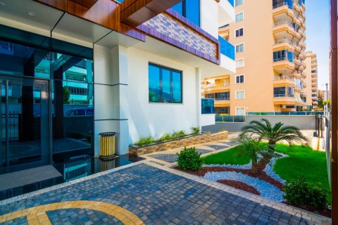 1+1 Lägenhet i Mahmutlar, Antalya, Turkiet Nr. 213675 - 9