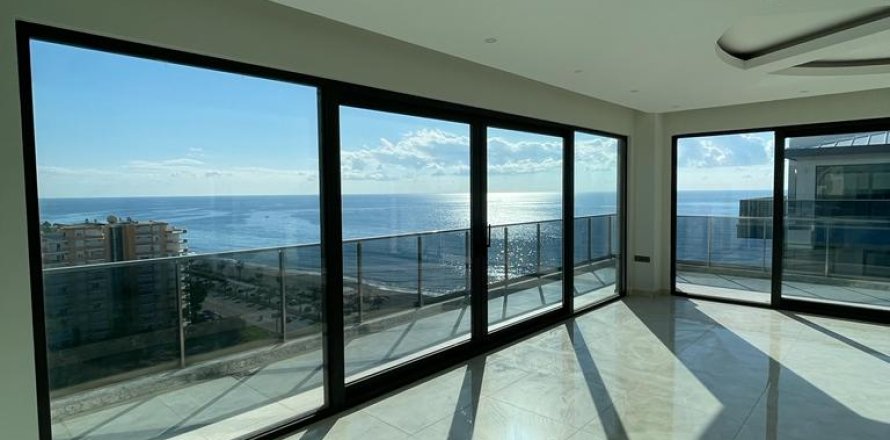 3+1 Apartment in Mahmutlar, Antalya, Turkey No. 218402