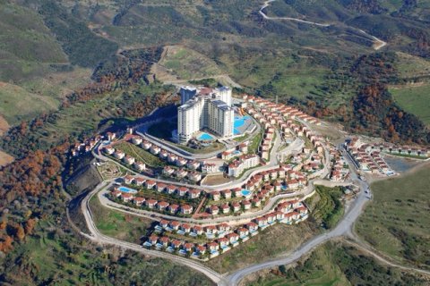 2+1 Apartment  in Antalya, Turkey No. 222744