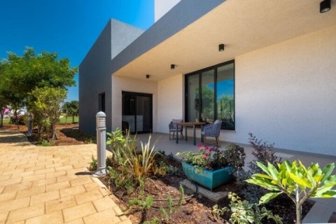 Apartment for sale in Lefke, Guzelyurt, Northern Cyprus, 2 bedrooms, 81m2, No. 225582 – photo 25