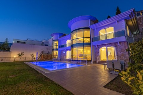 ویلا در  Antalya ، ترکیه 5 خوابه ، 580 متر مربع.  شماره 222850 - 27