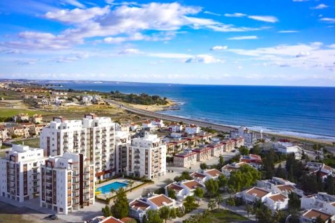 1+1 Apartment  in Long Beach, Iskele, Northern Cyprus No. 214645