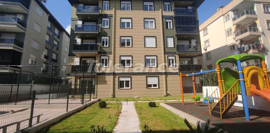 2+1 Apartment in Antalya, Turkey No. 106398