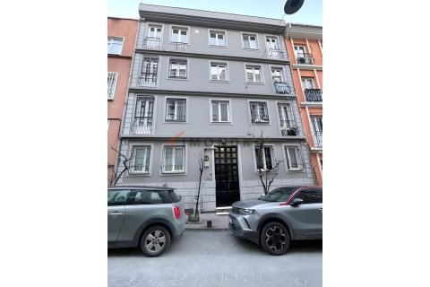 Продажа квартиры в Бейоглу, Стамбуле, Турция 2+1, 135м2, №223239 – фото 21