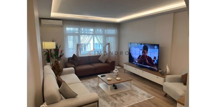 3+1 Apartment  in Sisli, Istanbul, Turkey No. 223232