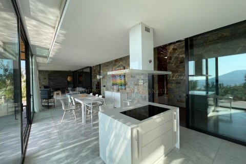 4+1 Villa  i Gumusluk, Mugla, Turkiet Nr. 212868 - 11