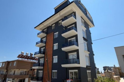 2+1 Apartment in Avsallar, Antalya, Turkey No. 228240