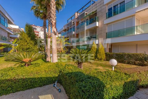 Leilighet  i Lara, Antalya, Tyrkia Nr. 212671 - 2