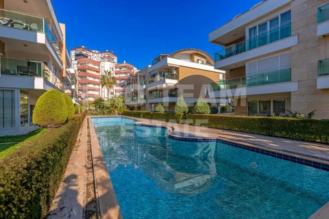 Lejlighed  i Lara, Antalya, Tyrkiet Nr. 212671
