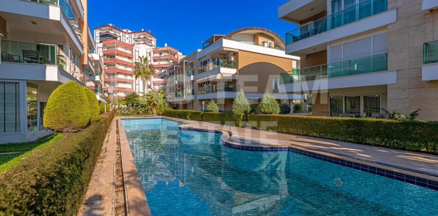 Leilighet  i Lara, Antalya, Tyrkia Nr. 212671