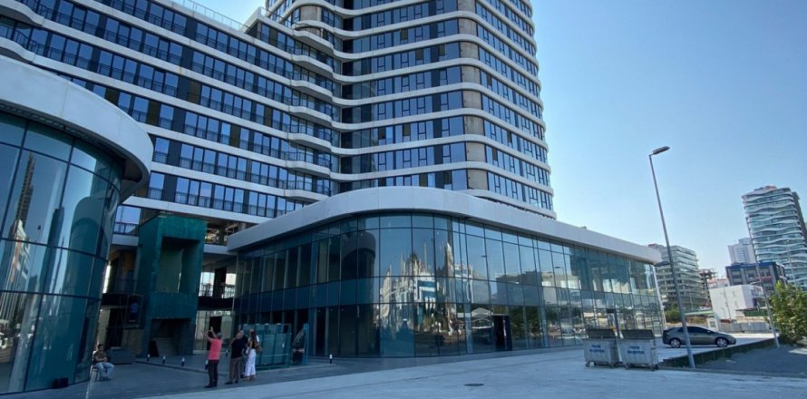 3+1 Apartment in Istanbul, Turkey No. 90351