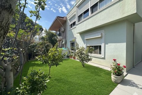 Villa for sale in Izmir, Turkey, 4 bedrooms, 210m2, No. 226234 – photo 25