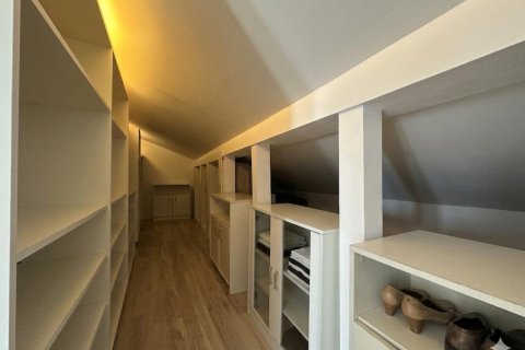 Villa for sale in Izmir, Turkey, 4 bedrooms, 210m2, No. 226234 – photo 10