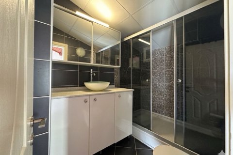 Villa for sale in Izmir, Turkey, 4 bedrooms, 210m2, No. 226234 – photo 13