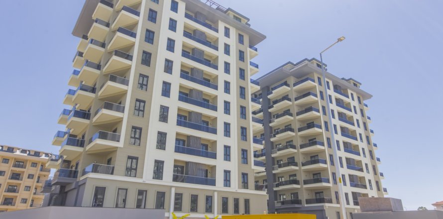 3+1 Leilighet i Mahmutlar, Antalya, Tyrkia Nr. 213667