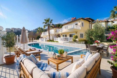 Villa  in Tepe, Alanya, Antalya, Turkey No. 228442