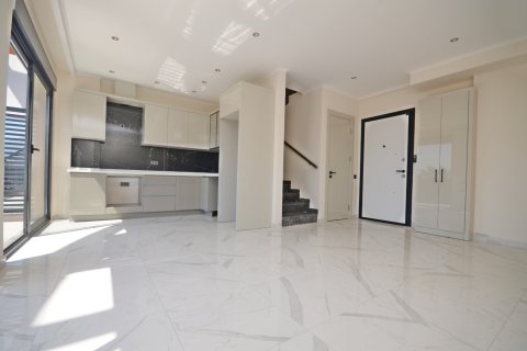 Продажа квартиры в Аланье, Анталье, Турция 2+1, 100м2, №216759 – фото 15