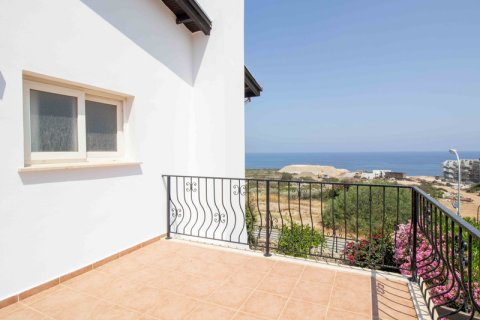4+1 Villa  in Girne,  Nr. 211820 - 29