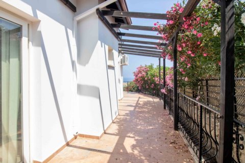4+1 Villa  in Girne,  Nr. 211820 - 15