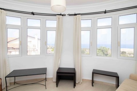 4+1 Villa  in Girne,  Nr. 211820 - 21