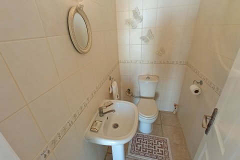 ویلا در Girne ، ترکیه 2 خوابه ، 80 متر مربع. شماره 211822 - 17