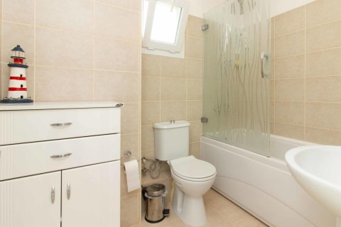 Продажа виллы  в Гирне, Северный Кипр 3+1, 110м2, №211821 – фото 12