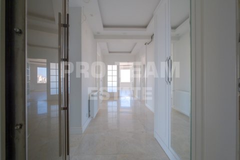 Lejlighed i Konyaalti, Antalya, Tyrkiet Nr. 212107 - 10